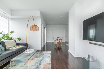 Apartment for 6 People in Toronto, Lake Ontario (Canada), Photo 2