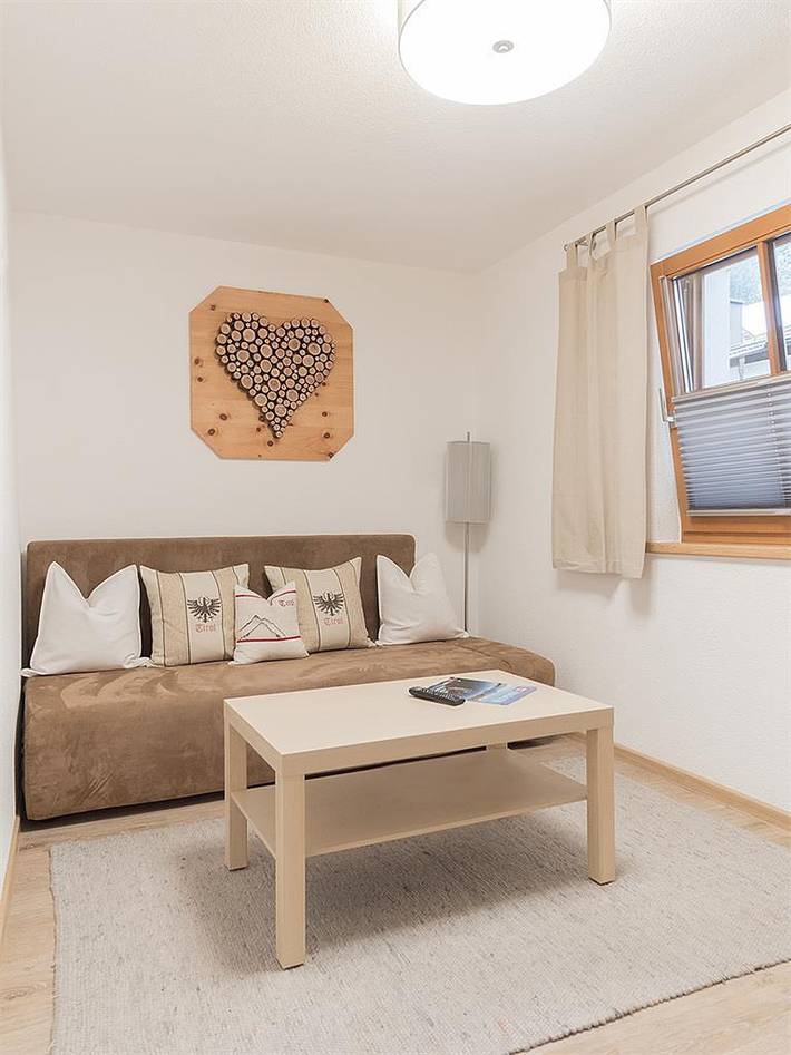 Ferienhaus für 5 Personen, mit Terrasse und Garten im Ötztal - 2