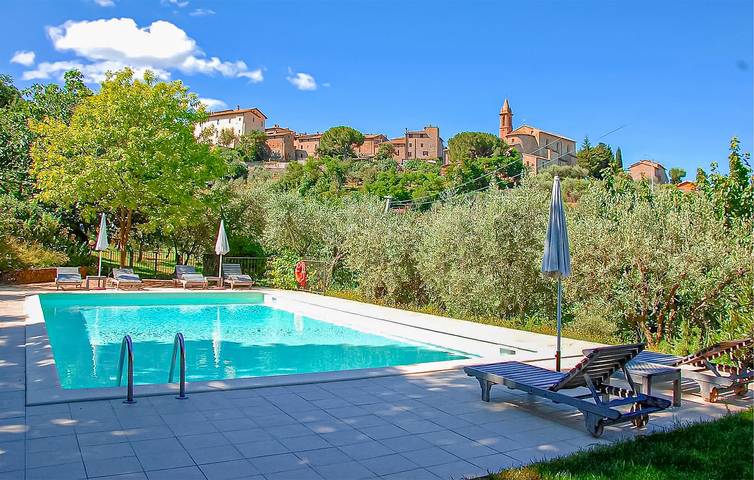 Apartamento vacacional entero, Acogedor apartamento con piscina y aparcamiento, a 1 km de Paciano in Paciano, Provincia de Perugia