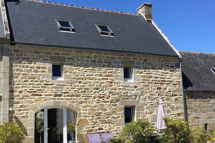 Location de vacances pour 6 personnes, avec terrasse et jardin, animaux acceptés à Primelin