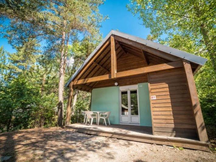 Gîte pour 2 personnes, avec piscine, animaux acceptés à Méolans-Revel