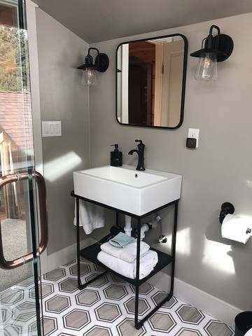 Log Cabin for 8 Guests in Zephyr Cove-Round Hill Village, Lake Tahoe, Picture 1