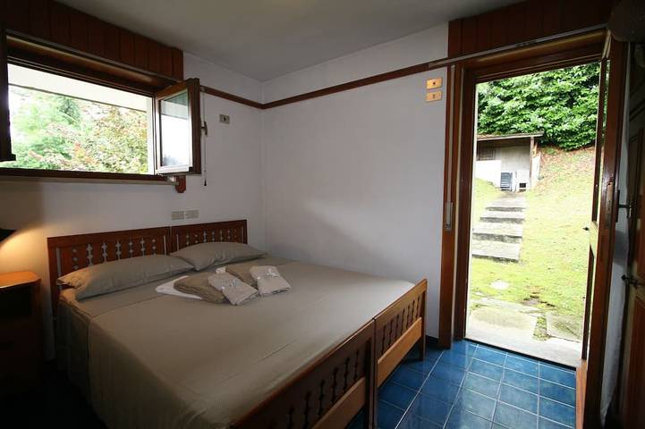 Location de vacances pour 9 personnes, avec balcon et jardin dans Pettenasco - 2