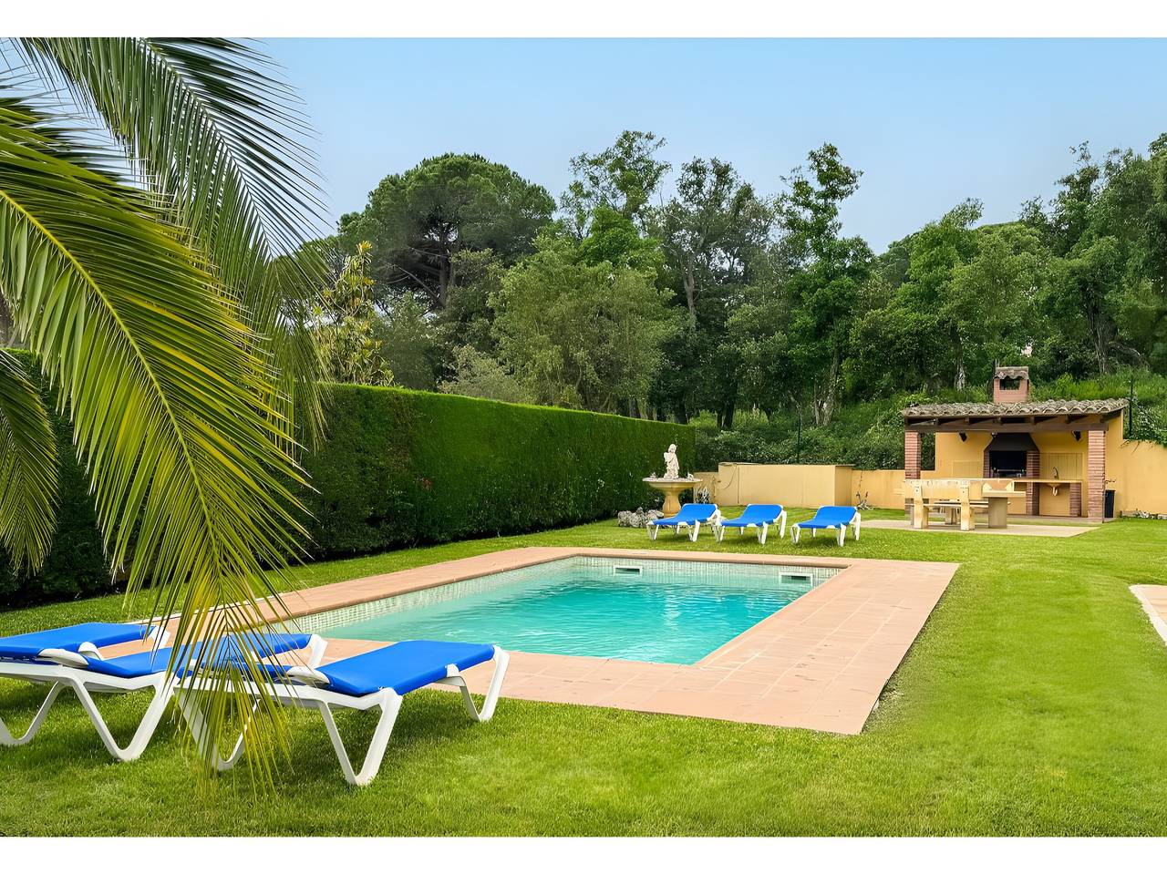 Villa 'Tiffany' con piscina privada, terraza privada y Wi-Fi in Calonge, Costa Brava