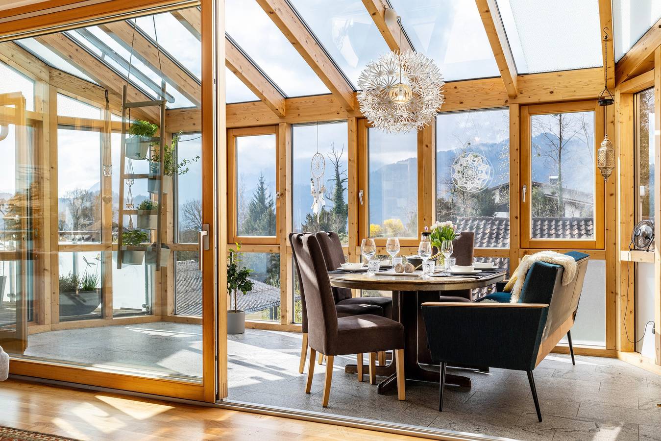Ganze Wohnung, Ferienwohnung 'Nearby' mit Bergblick, privater Terrasse, Hunde willkommen und Wlan in Thüringen, Bezirk Bludenz