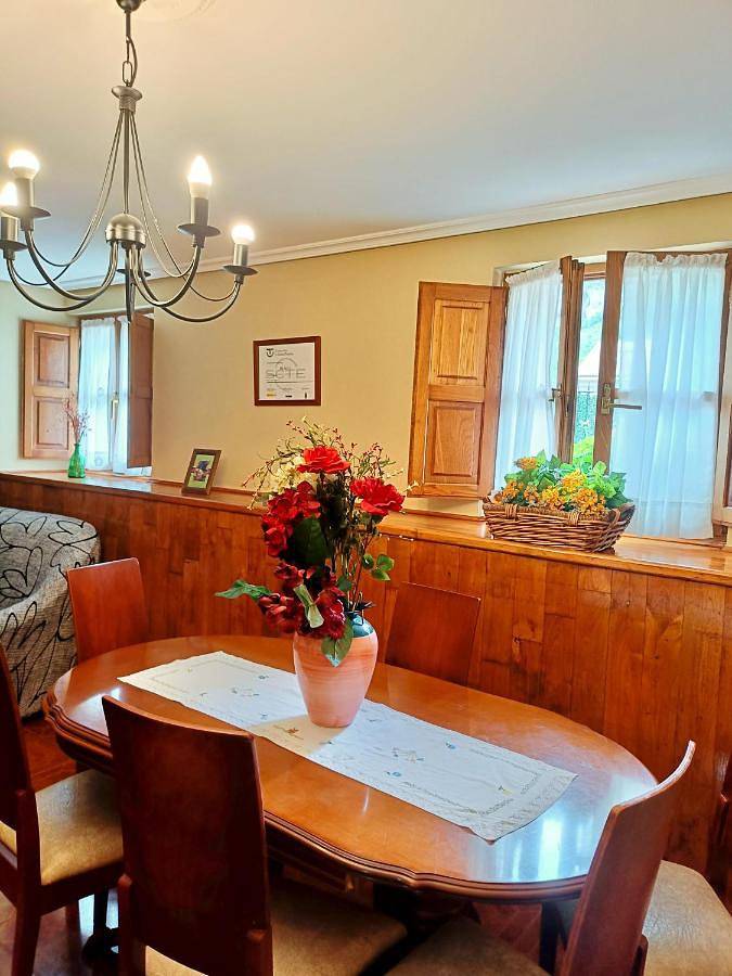 Maison de campagne pour 10 personnes, avec balcon et vue dans Poo de Cabrales - 2