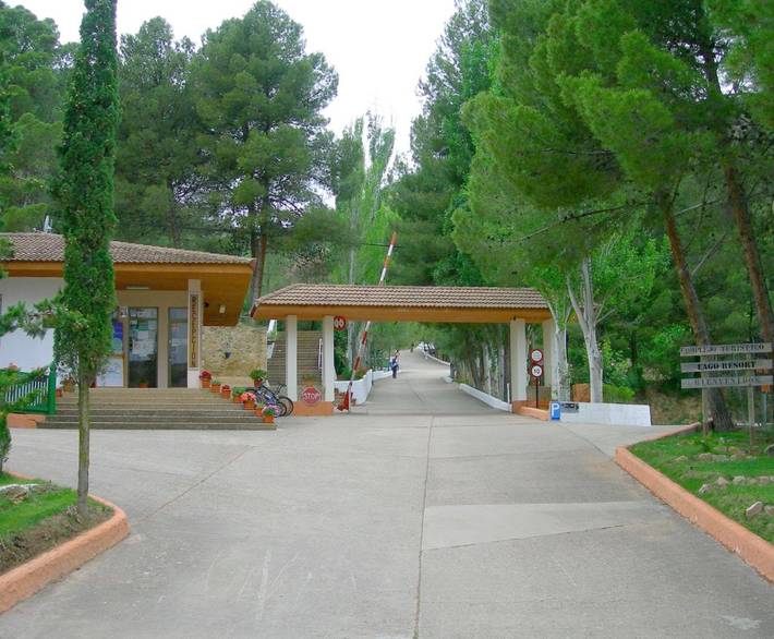 Parque de vacaciones para 2 personas, con Terraza y Piscina en Nuévalos