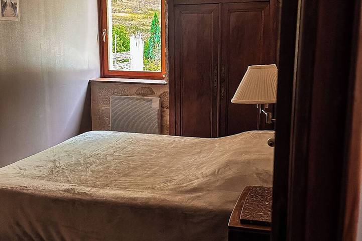 Location de vacances pour 5 personnes, avec jardin et terrasse à Le Lardin-Saint-Lazare - 3