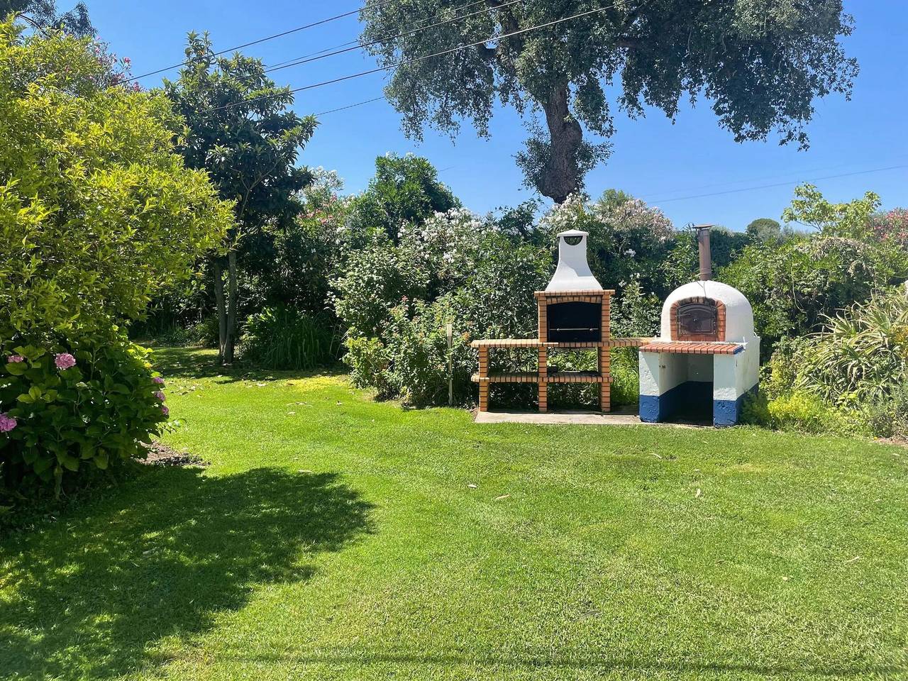 Attached quaint Farmhouse in Montemor-o-Novo with Swimming Pool in Nossa Senhora da Vila, Nossa Senhora do Bispo e Silveiras, District de Évora