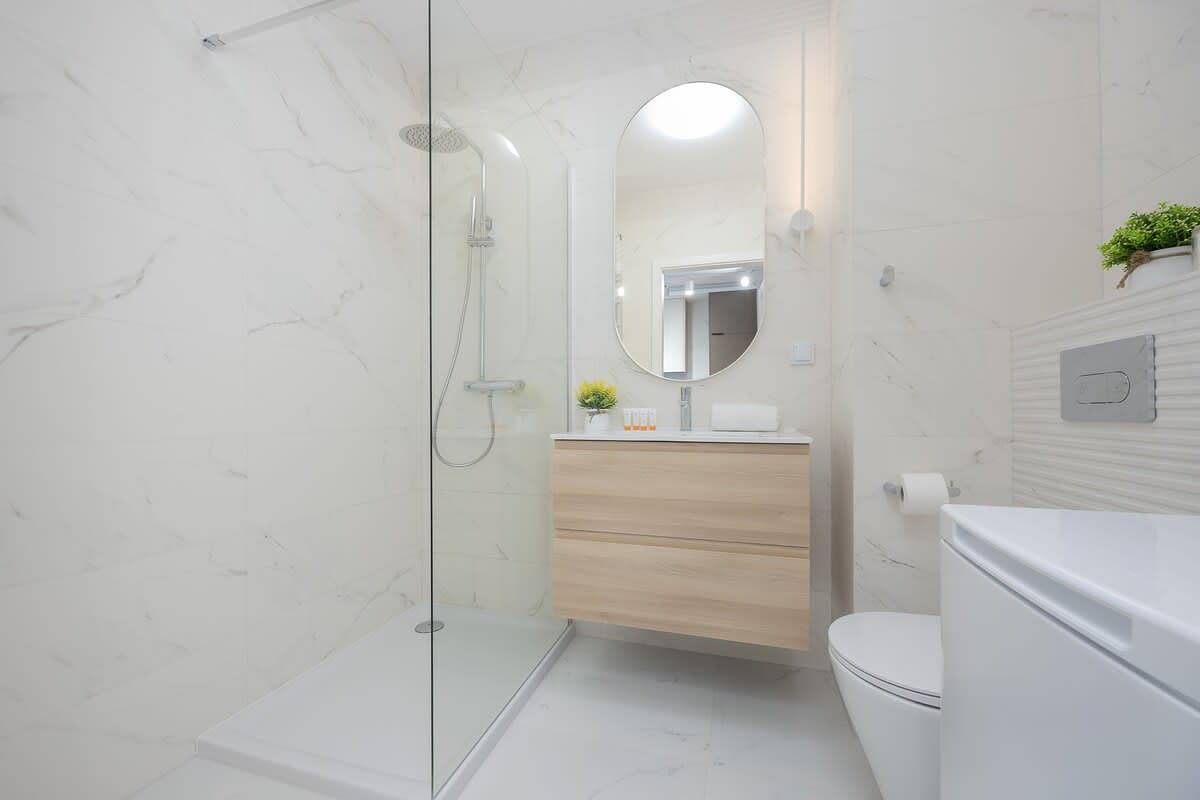 Ganzes Studio, Modern Studio in Mokotow | Wifi and Smarttv in Mokotów, Warschau