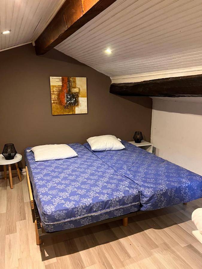 Location de vacances pour 6 personnes, avec jardin ainsi que vue et piscine, animaux acceptés à Sumène - 2