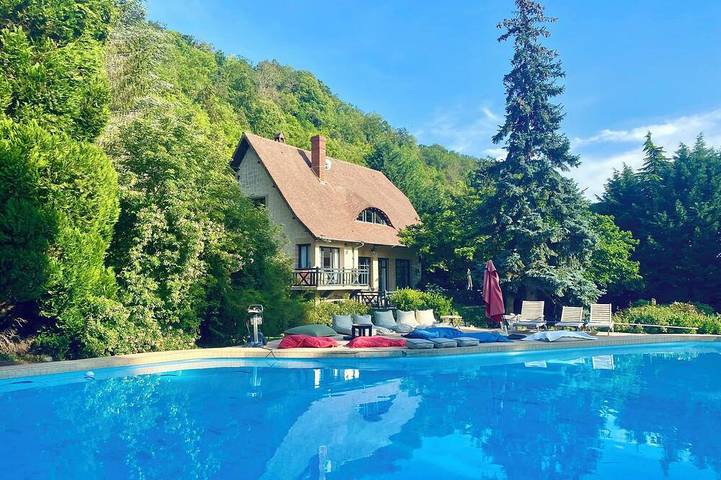Maison de vacances pour 18 personnes, avec jardin, animaux acceptés dans l' Eure