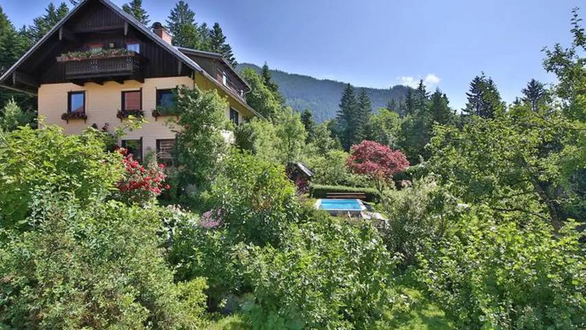 Bauernhof für 5 Personen, mit Sauna und Pool sowie Garten