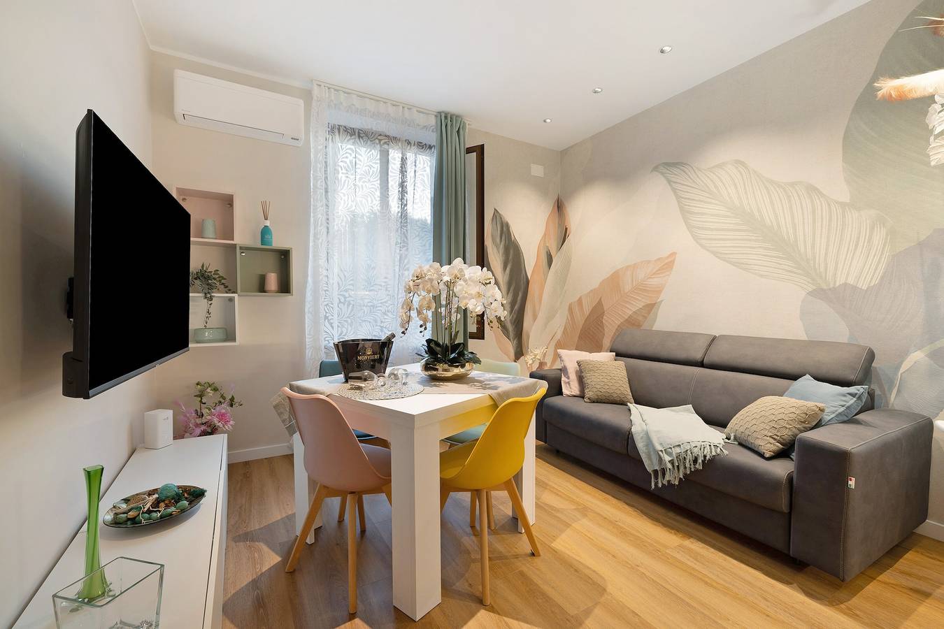 Appartamento intero, Appartamento 'Soleluna' con Wi-Fi e aria condizionata in Vado Ligure, Riviera di Ponente