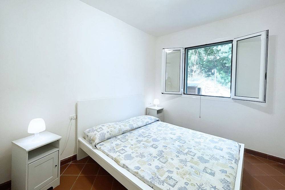 Ganze Wohnung, Cavoli beach, a few steps from the wonderful sea! in Campo nell'Elba, Elba