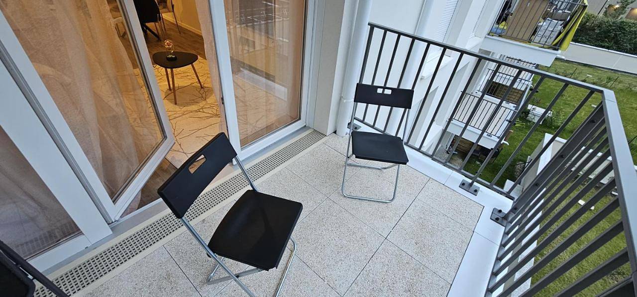 Appartement entier, Bel appartement pour 3, Balcon, parking, 20 min de Paris in Montigny-lès-Cormeilles, Val-d'Oise