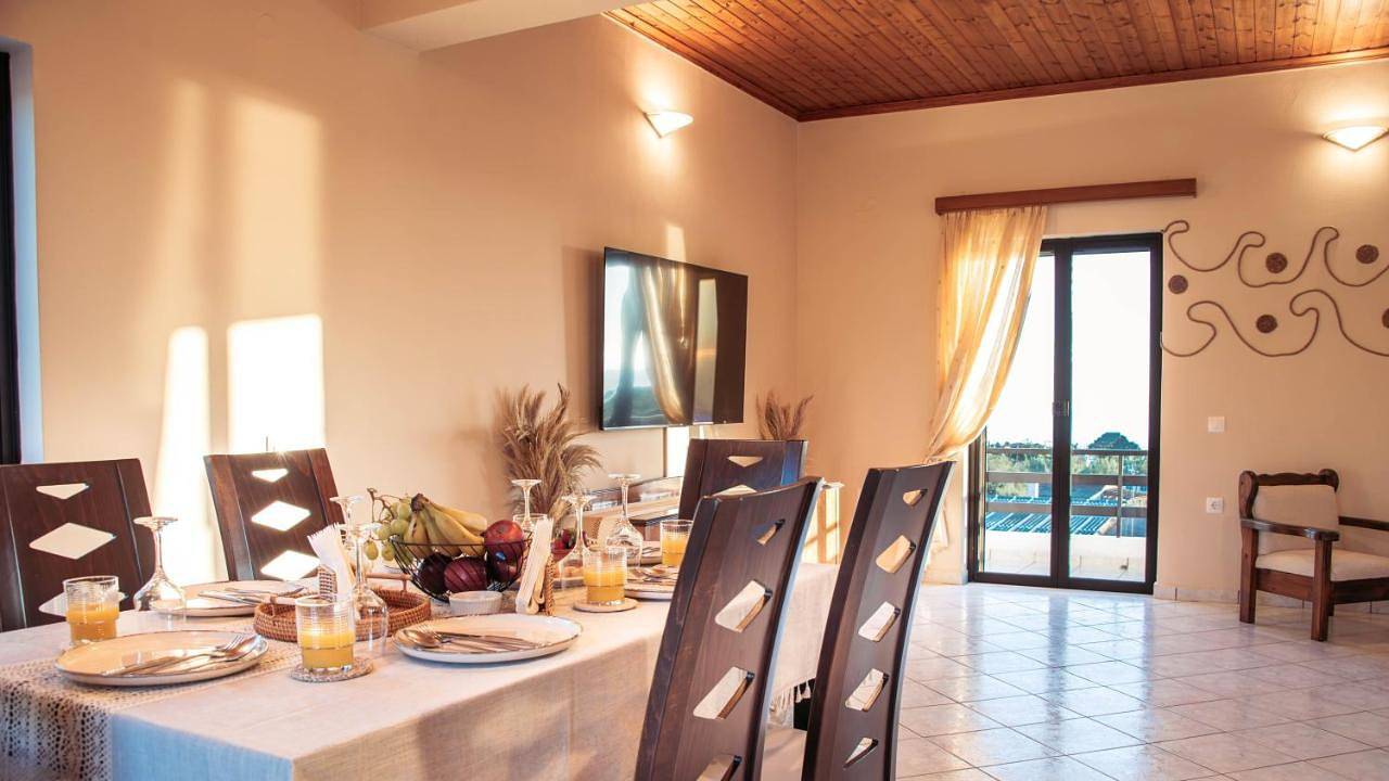Ocean Breeze Apartment - Panoramic Sea View & Olive Grove - 100m to Beach in Δροσιά (Ζάκυνθος), Κυψέλη