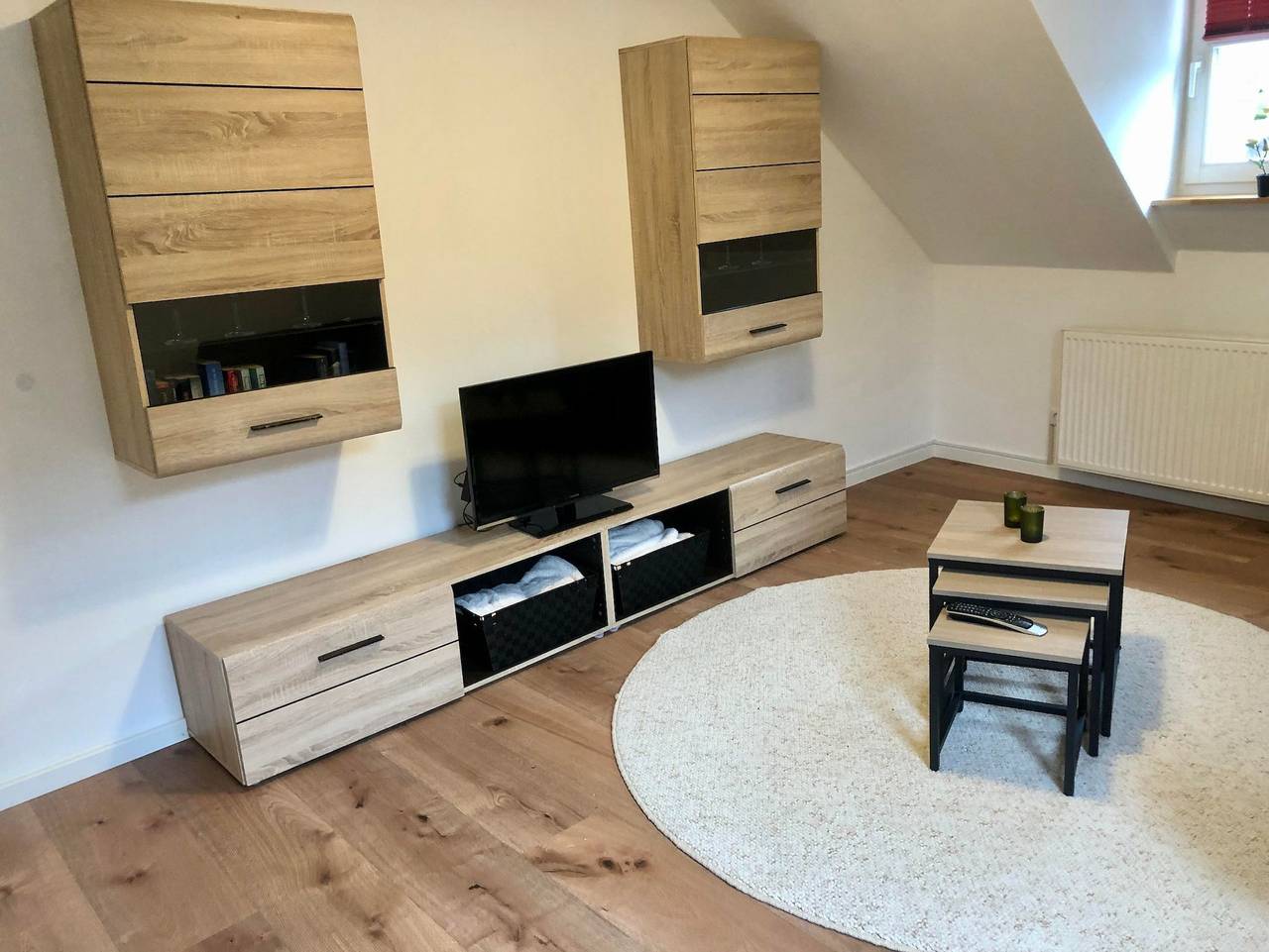 Ganze Ferienwohnung, Fewo Südeifel - 2-Bett-Ferienwohnung, Dusche/Wc bis 4 Pers. in Neuerburg, Eifelkreis Bitburg-Prüm
