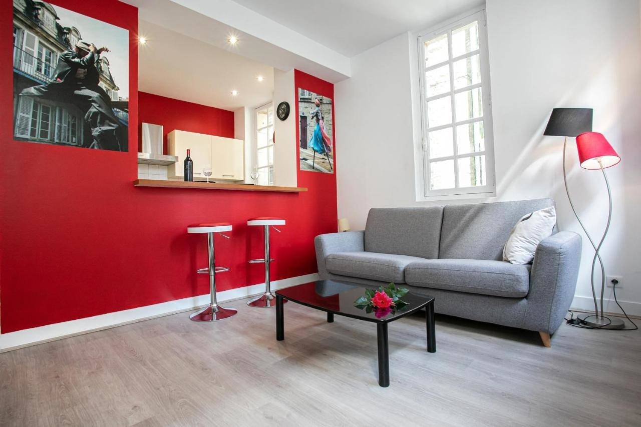 Appartement entier, Corps et graphi(qu)es in Périgueux, Périgord Blanc
