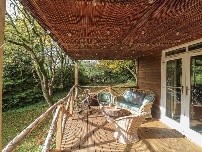 Pear Tree Lodge in Huish Episcopi, Somerset