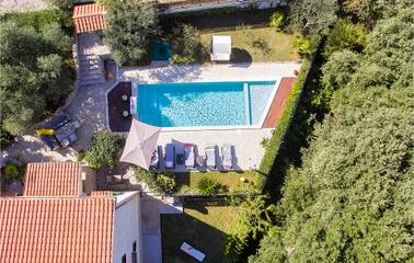 Ferienhaus für 12 Personen, mit Terrasse in Pula