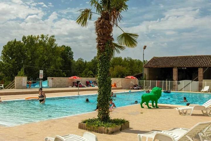 Location de vacances pour 5 personnes, avec Piscine à Garganvillar