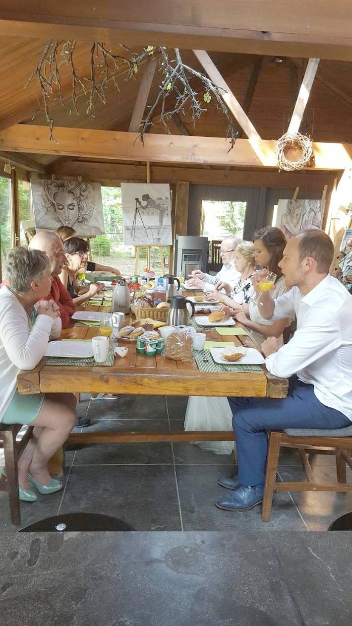 Chambre d’hôte pour 4 personnes, avec Terrasse et Jardin ainsi que Piscine et Vue à Ravels