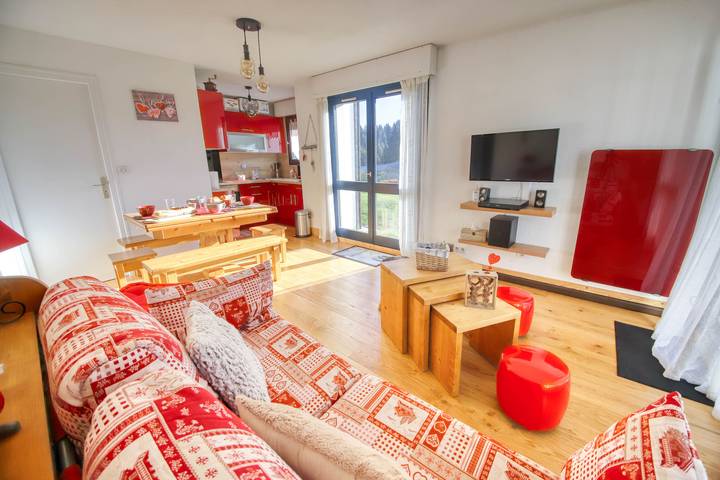 Gîte pour 4 personnes, avec jardin à Taninges - 4