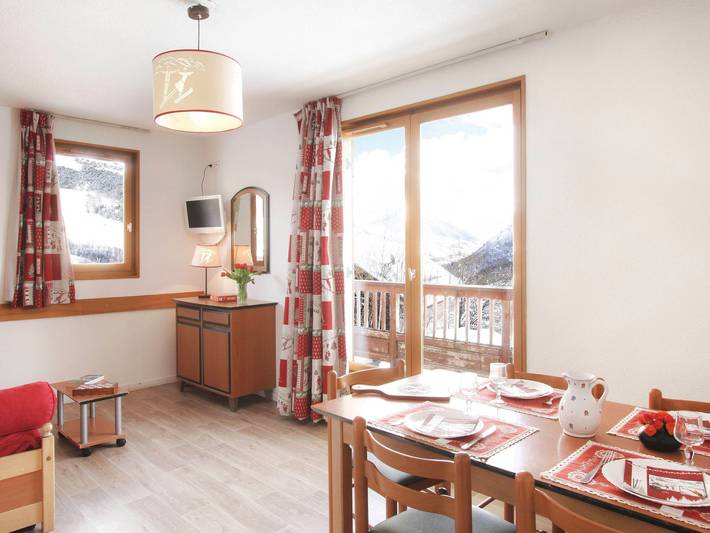Gîte pour 4 personnes, avec piscine et balcon/terrasse à Saint-Sorlin-d'Arves - 4
