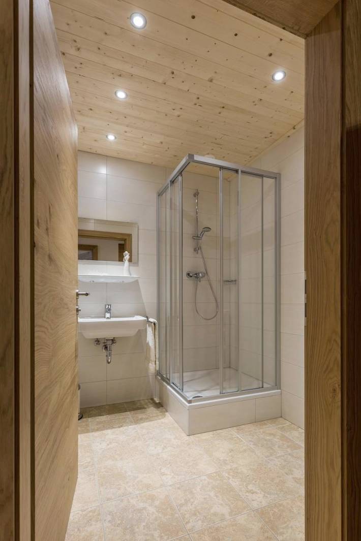 Gîte pour 5 personnes, avec vue et balcon à Zell am Ziller - 4