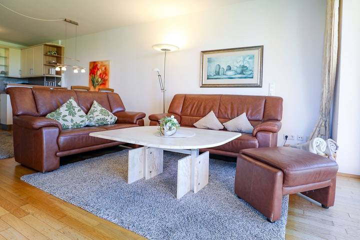 Ferienwohnung für 3 Personen, mit Balkon und Seeblick - 1