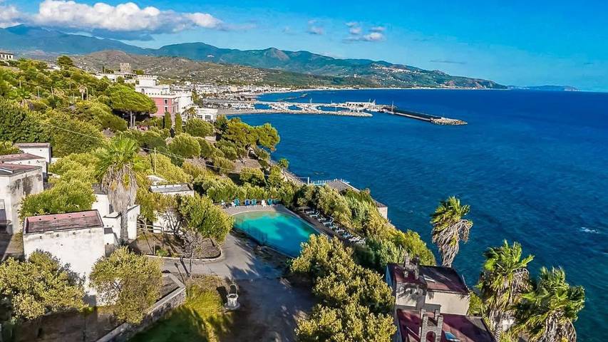 Resort para 2 personas, con piscina además de jardín y terraza - 1