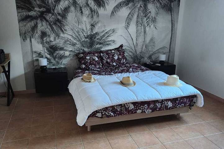 Location de vacances pour 10 personnes à Montblanc - 2