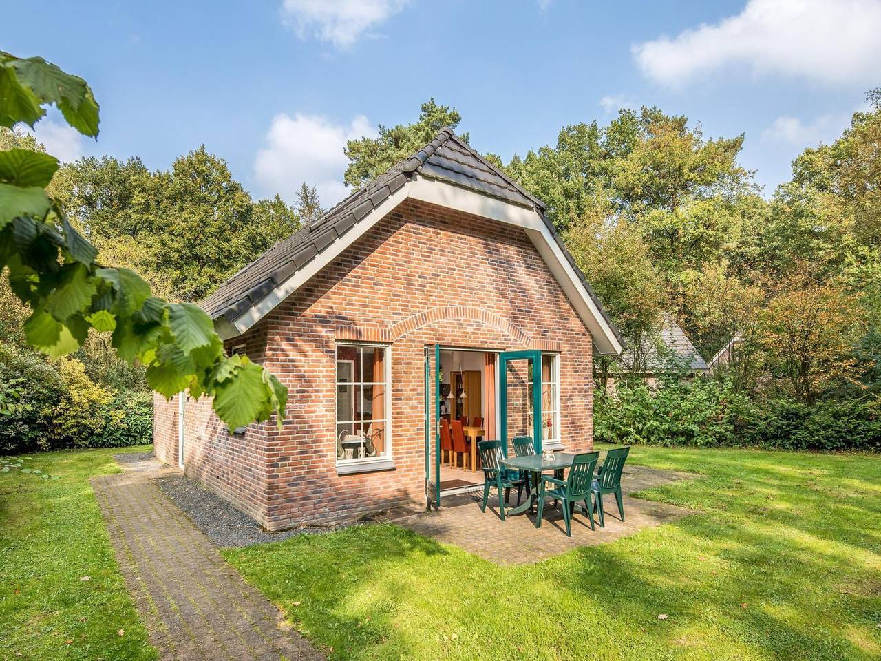 Freistehender 6-Personen-Bungalow für Familien in Hooghalen, Drenthe