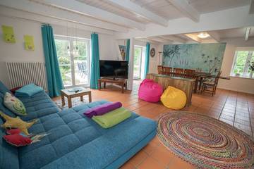 Ferienwohnung für 8 Personen, mit Terrasse und Garten in Winnert
