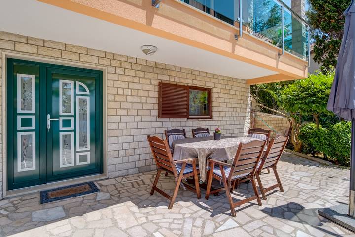 Apartament wakacyjny dla 4 osób, z balkon/ taras, zwierzęta dozwolone w Mali Lošinj
