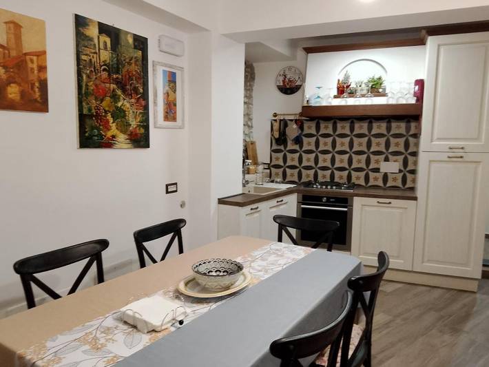 Gîte pour 4 personnes, avec balcon et vue à Cori - 4