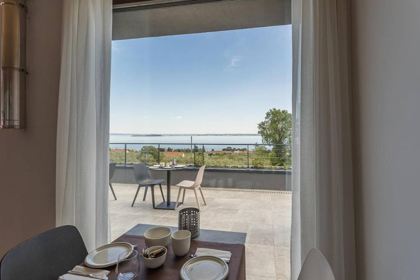 Insula Felix - Deluxe Double or Twin Room in Moniga del Garda, Garda Mountains