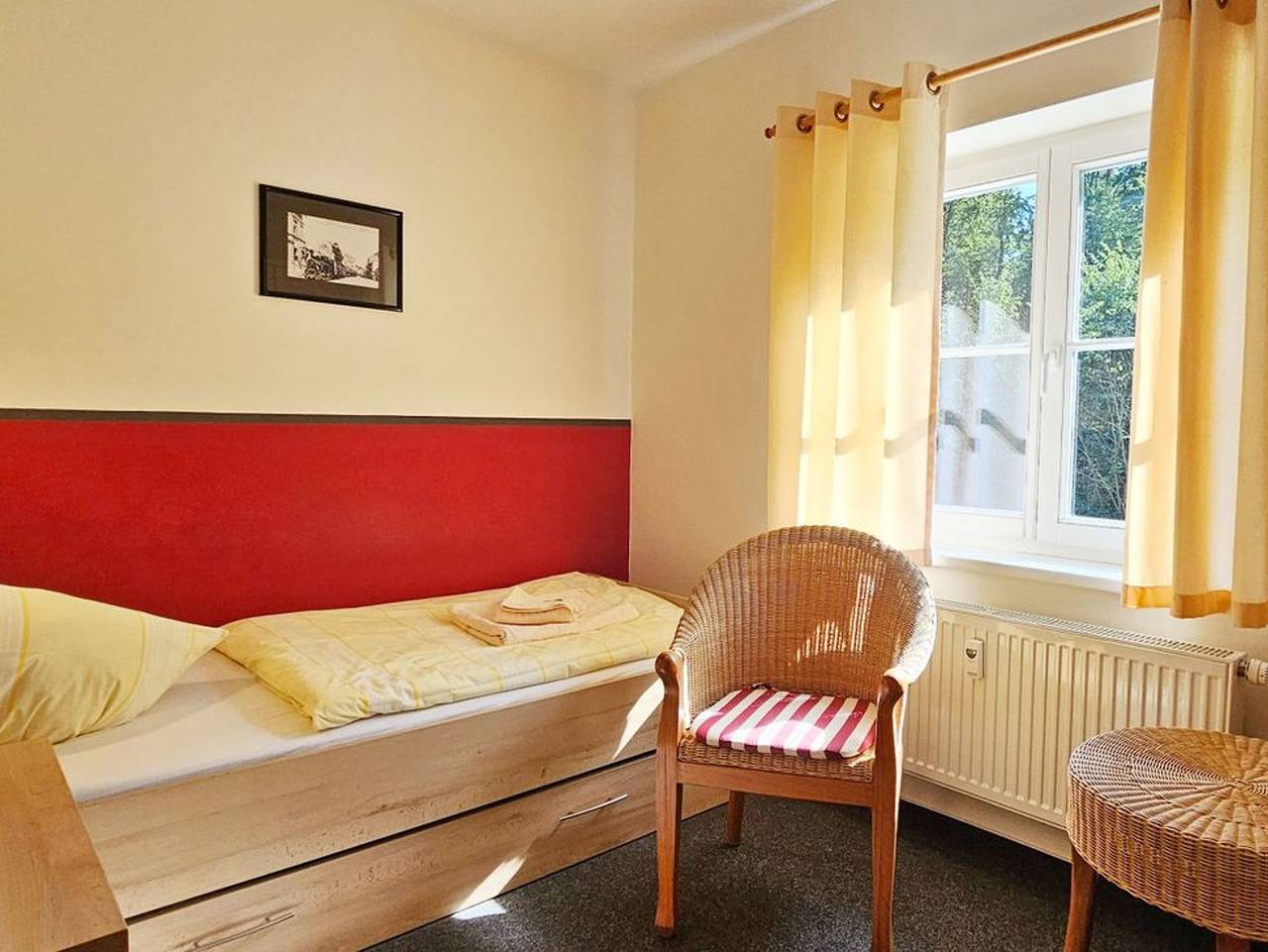 Ganze Ferienwohnung, Mollibahnhof - Heiligendamm - Komfortables Einzelzimmer im Mollibahnhof Heiligendamm nahe der Ostsee! in Heiligendamm, Rostock und Umgebung