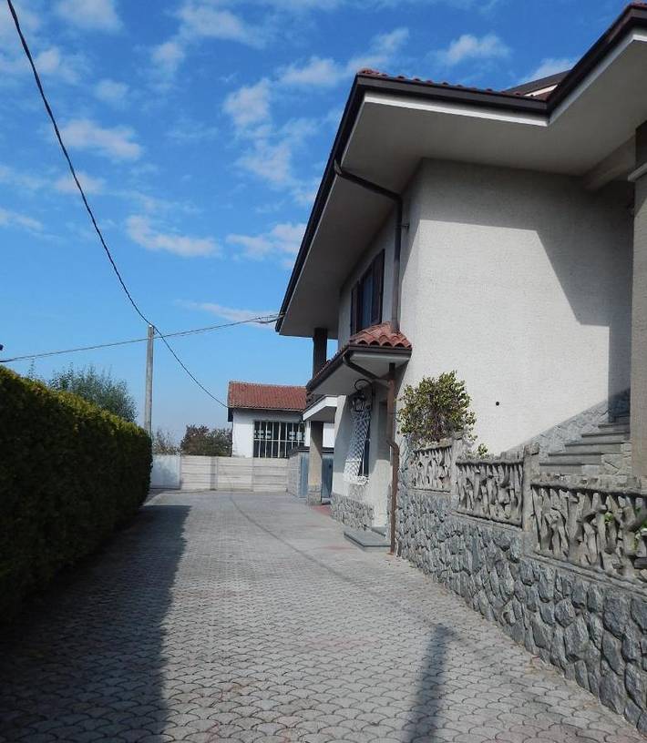 Location de vacances pour 3 personnes, avec jardin et vue à Narzole - 3