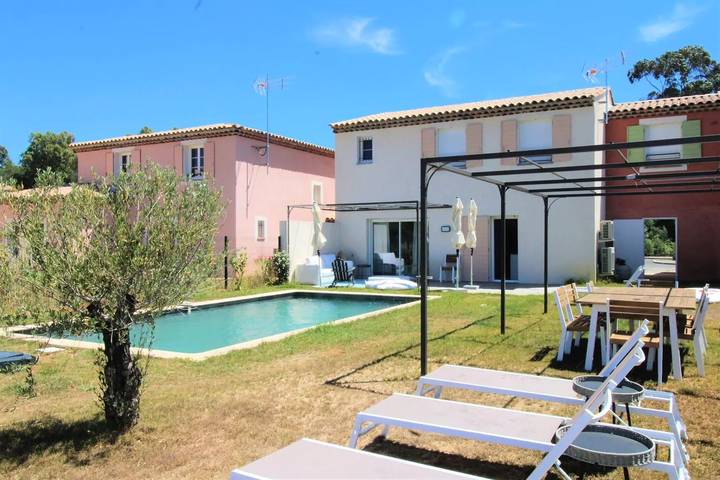 Villa pour 10 personnes, avec terrasse et piscine à Grimaud