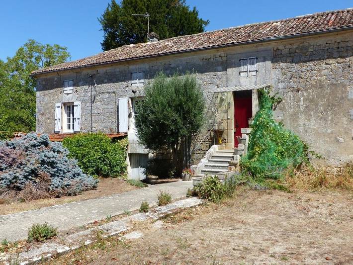 Location de vacances pour 4 personnes, avec Terrasse et Jardin à La Couronne