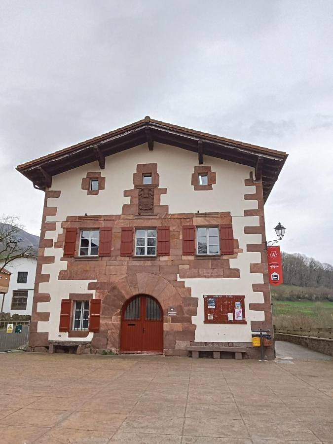 Location de vacances pour 8 personnes dans Maya Del Baztan