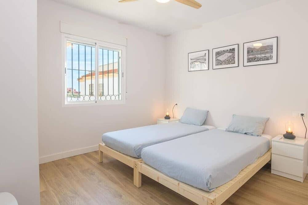 Entire apartment, Beach | Tennis | Pool | Terrace | Tennis | Hs Wifi in La Capellania, Benalmádena