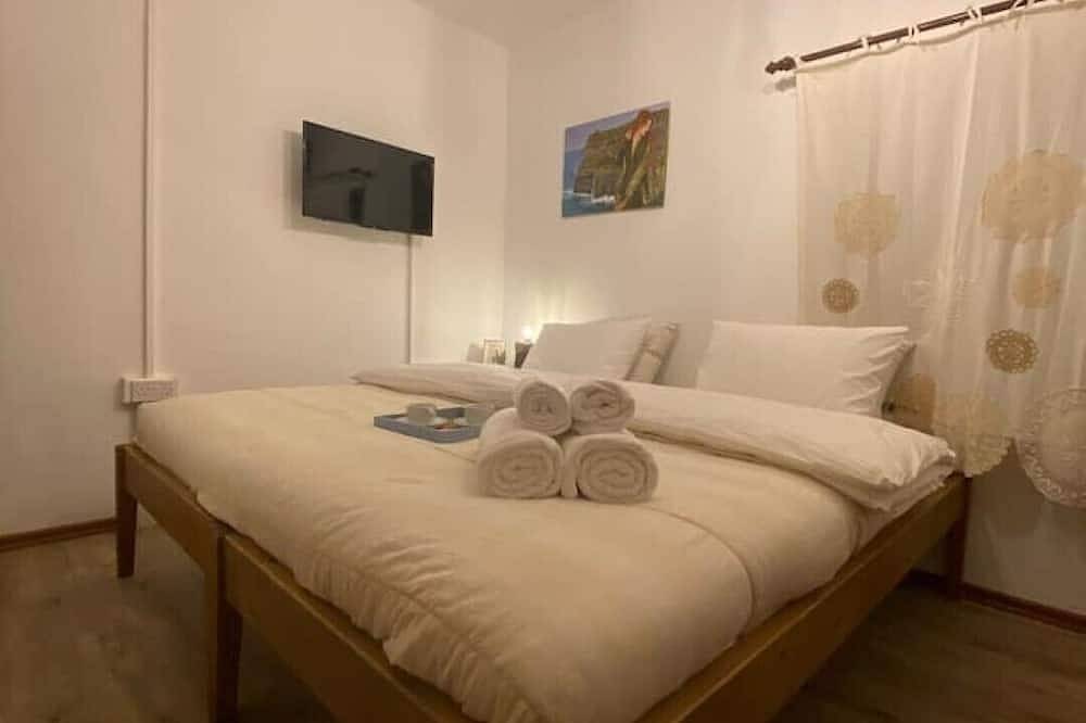 Lenta - Old Town Ensuite w/ Free Wifi in Famagusta, Northern Cyprus
