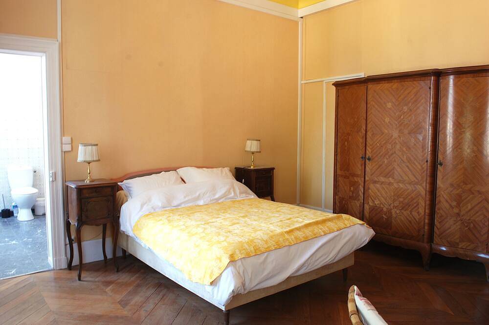 Yxie - Manoir des Arts - Chambre Romeo & Juliette in Villeblevin, Yonne