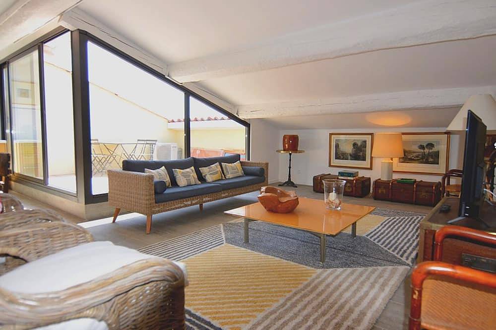 Ganze Wohnung, Charmantes Apartment in Mèze, private Terrasse in Mèze, Mittelmeerküste (Frankreich)