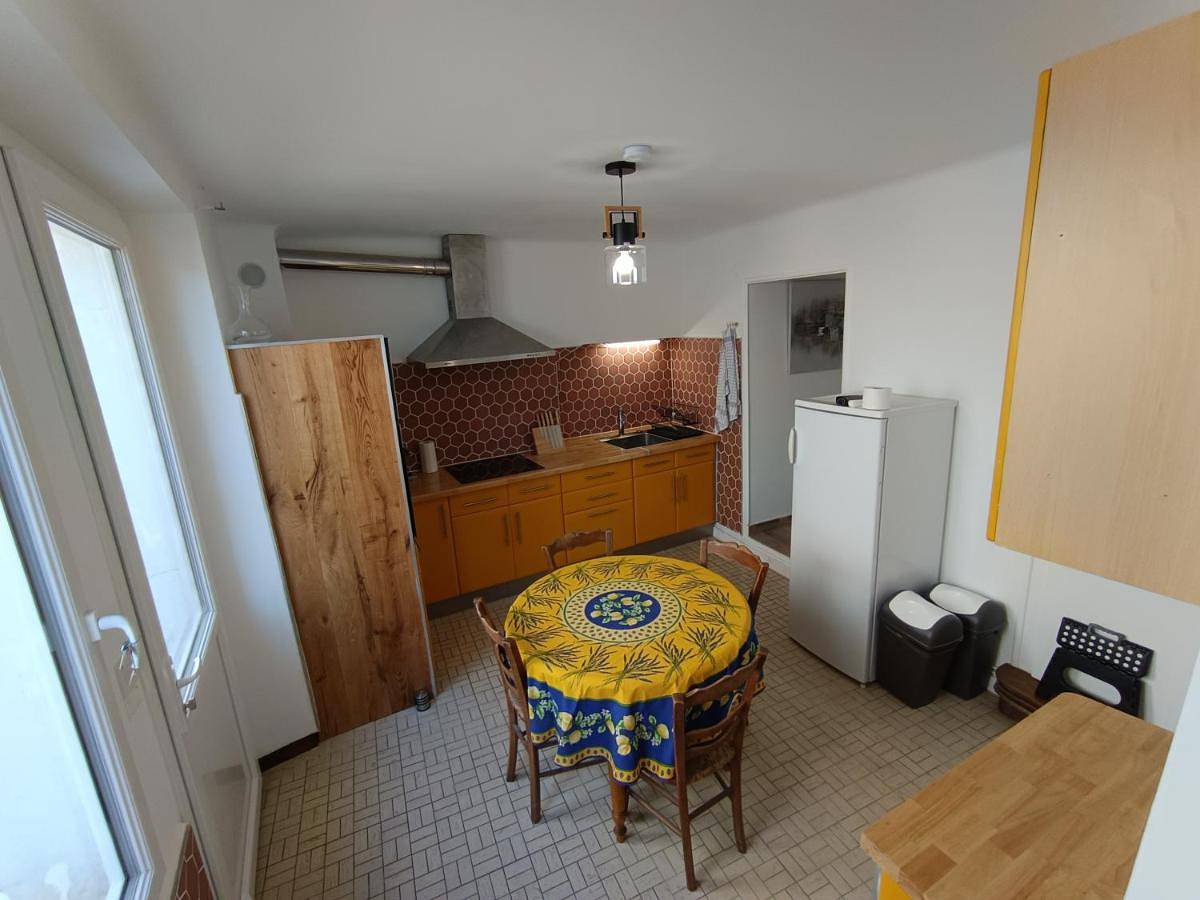Two-Bedroom House in Orée-d'Anjou, Région de Cholet