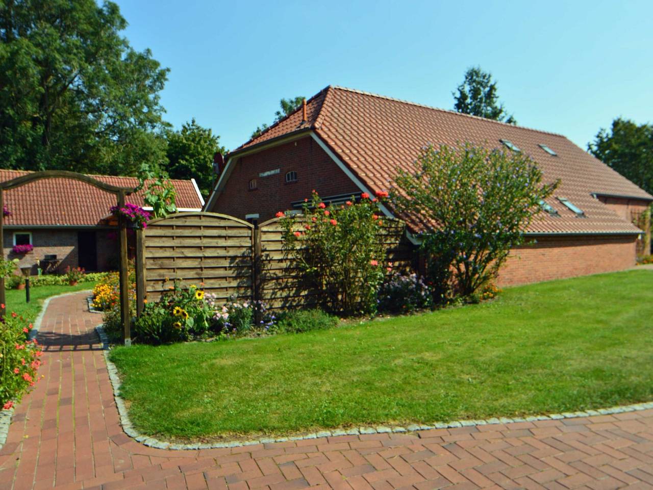 Ganze Ferienwohnung, Ferienwohnung Wiesenblick, 65322 - Ferienwohnung in Ostfriesland 45qm, max. 2 Personen in Moormerland, Nordseeküste