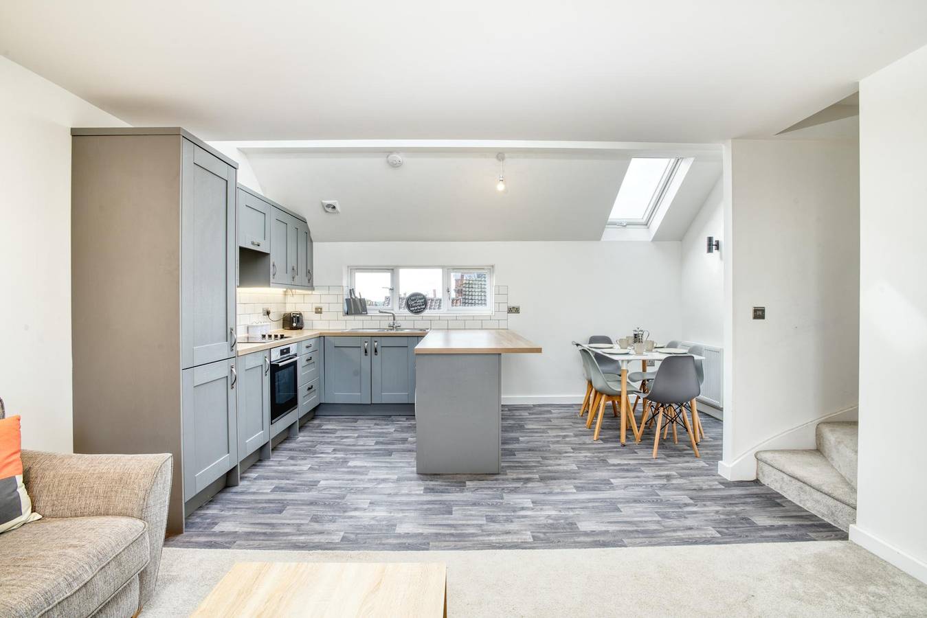 Airy Home | Free Parking | Walk to Bailgate - Pass the Keys in Lincoln, Lincolnshire